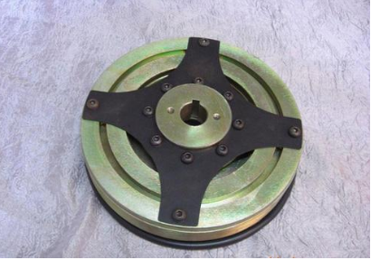 電磁離合器的冷卻潤滑效應 電磁離合器的冷卻潤滑效應