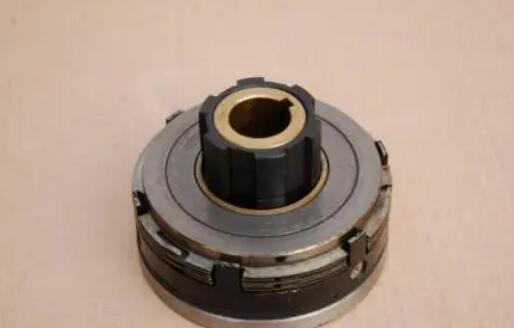 鱣C늴x​Ĳg๤BǱ횵ģ